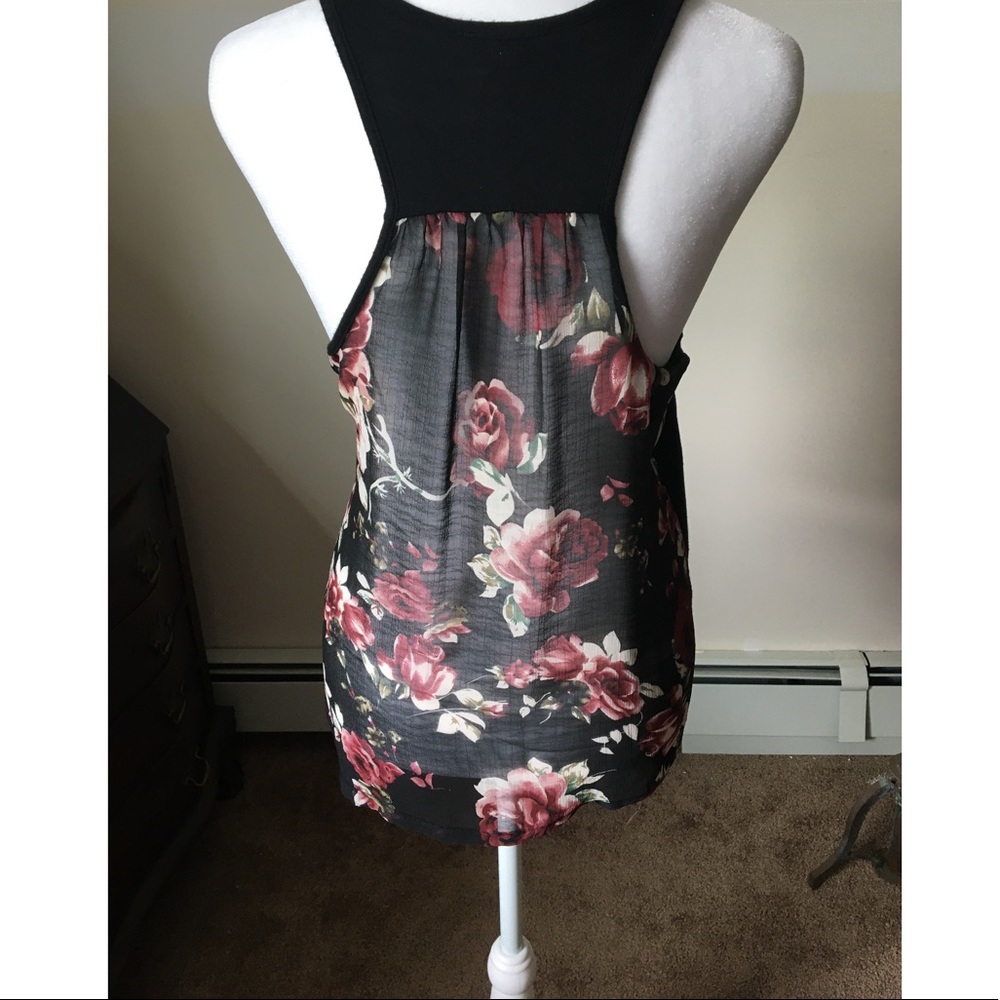 Zenana outfitters sheer floral racer back top Small